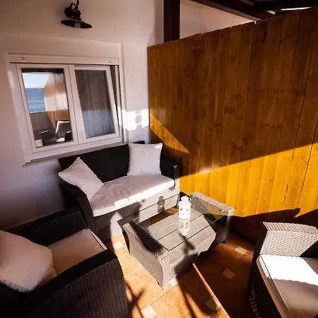 Sidro Apartmán Maslenica