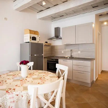 Sidro Apartmán Maslenica