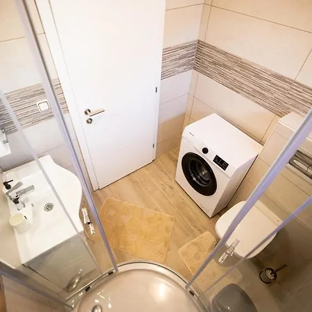 Sidro Apartmán Maslenica